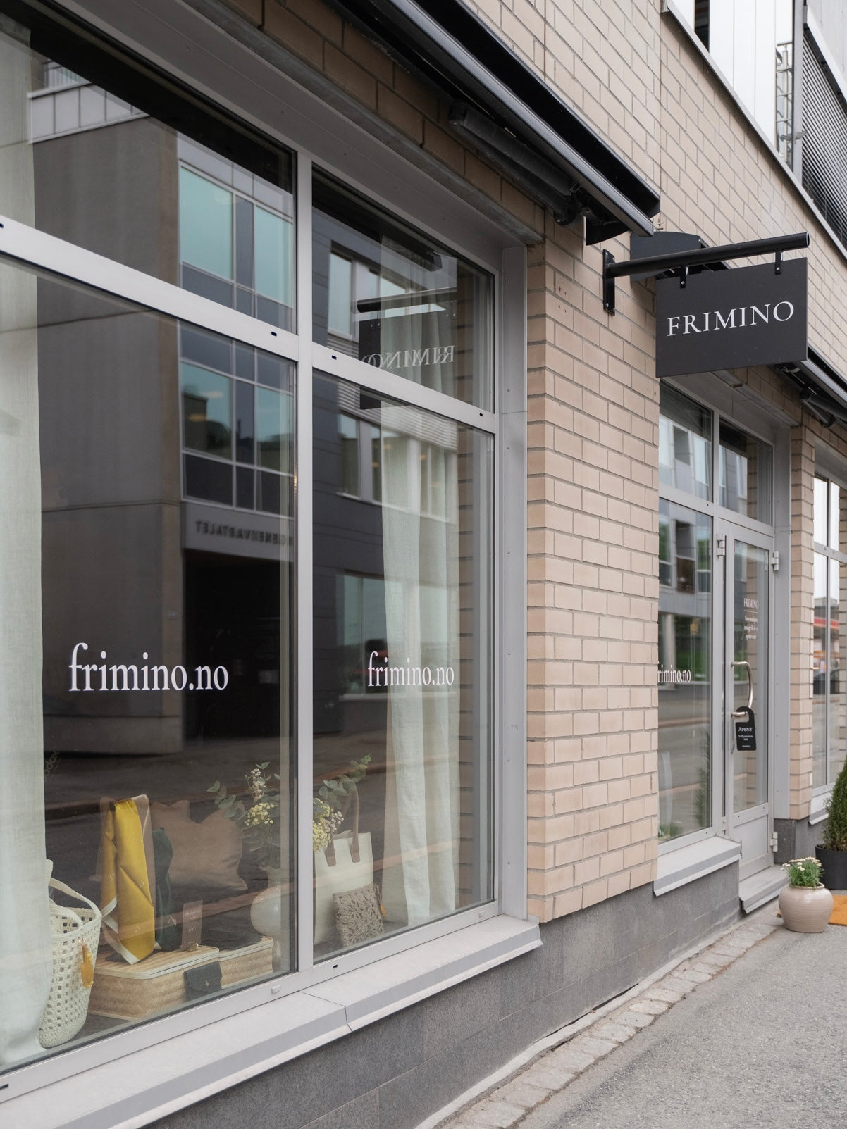 Besøk vårt showroom 🏡