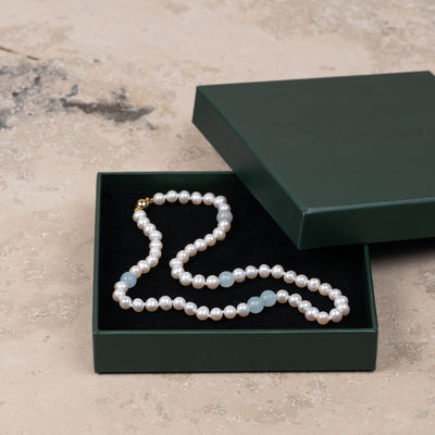 Halskjede Milena Pearl & Light Blue