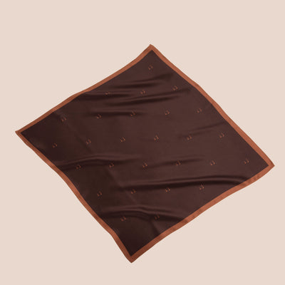 Silkeskjerf Paris Brown