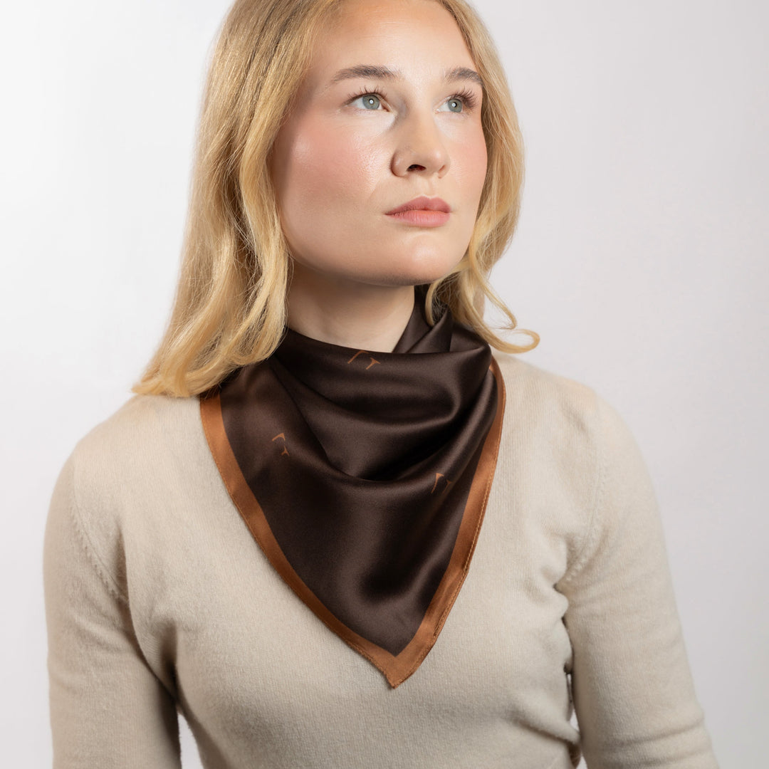 Silkeskjerf Paris Brown